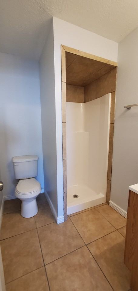 5295 S 1760 W #B - Photo 5 of 16