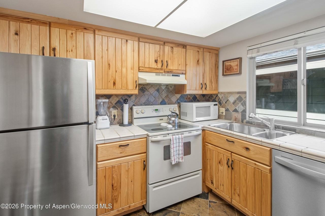 14913 Highway 82 #109 - Photo 7 of 50