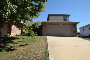 featured image of 212 Copper Oaks Dr
