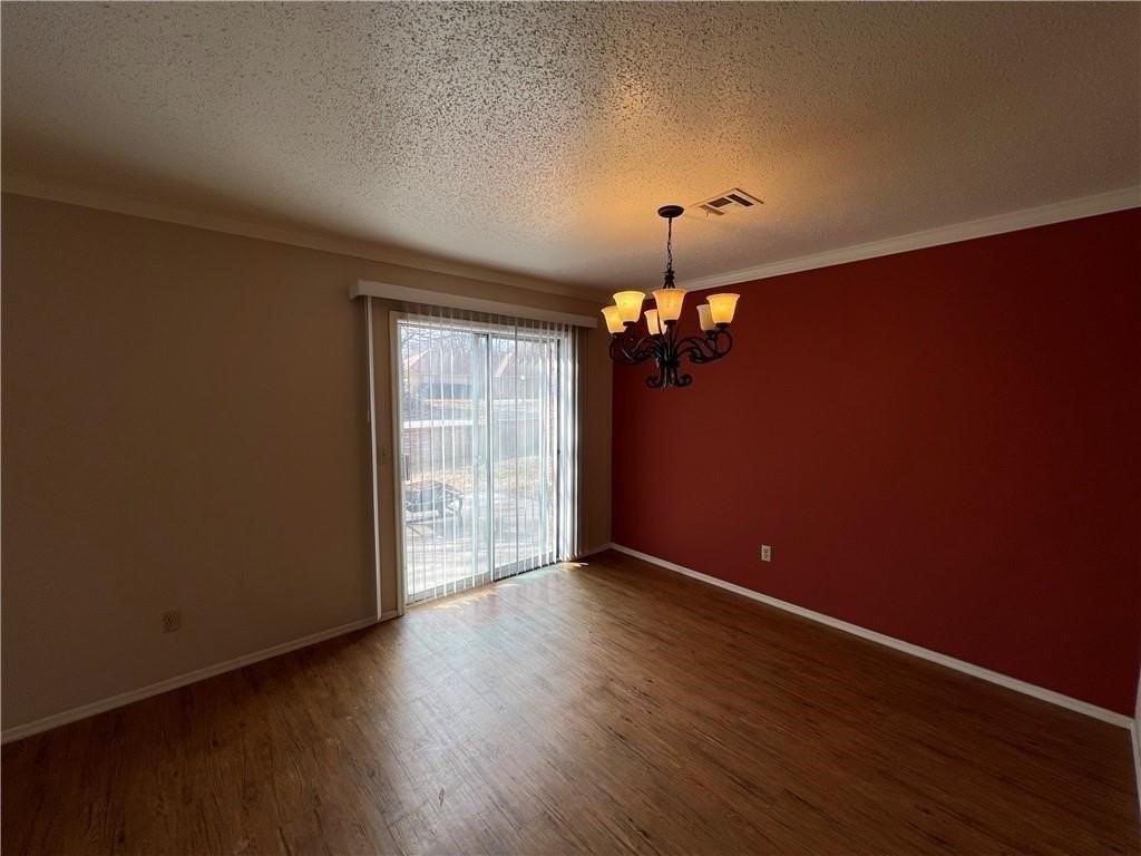 322 S 11th Pl - Photo 7 of 15