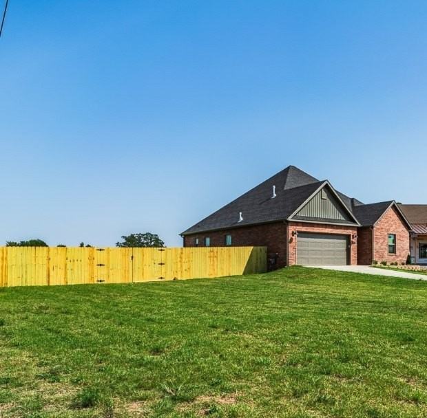 850 Ann Pl - Photo 4 of 37