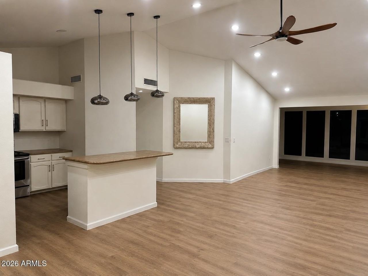 4238 E Everett Dr - Photo 6 of 40