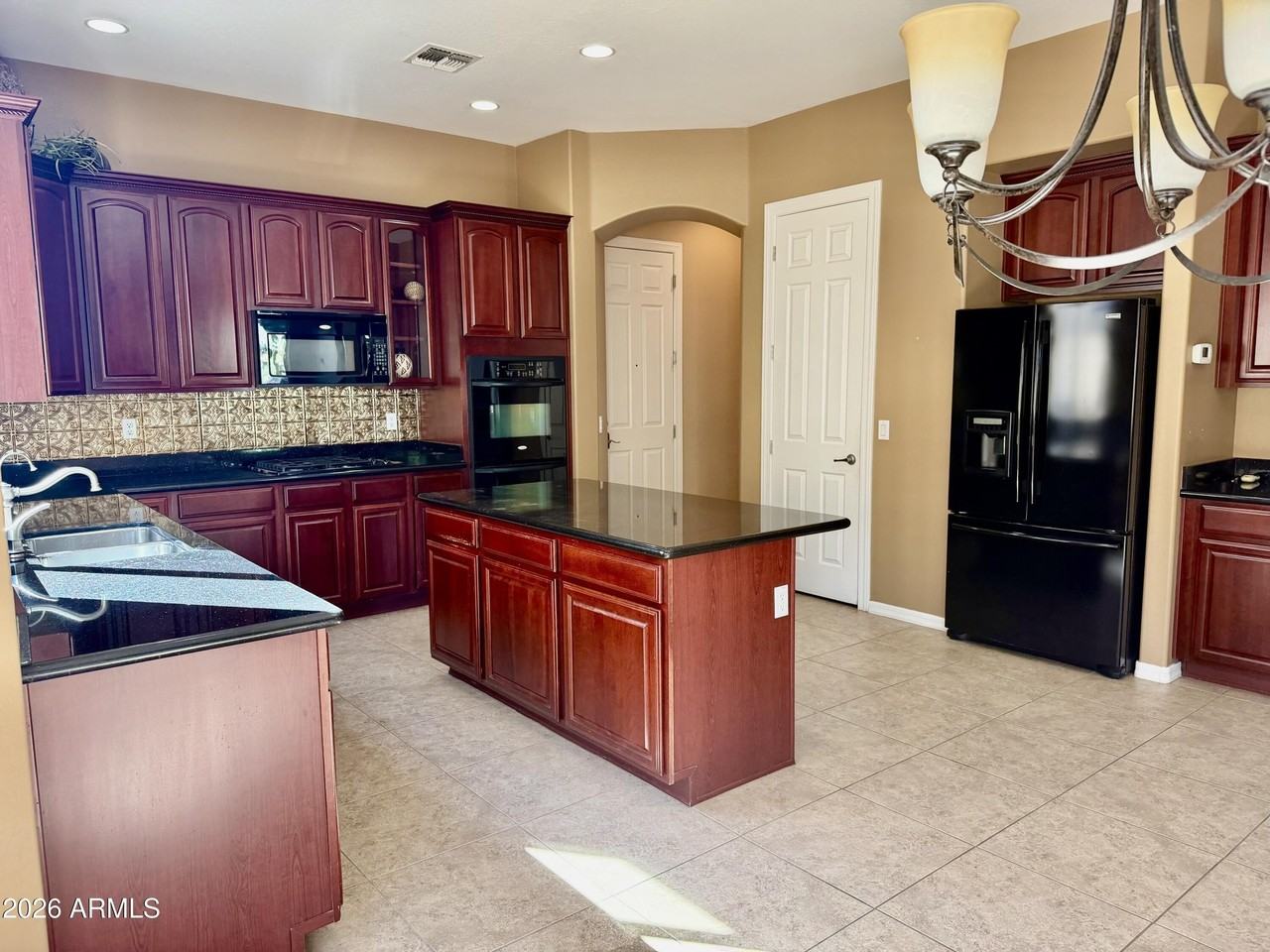 2280 E Indigo Dr - Photo 6 of 7