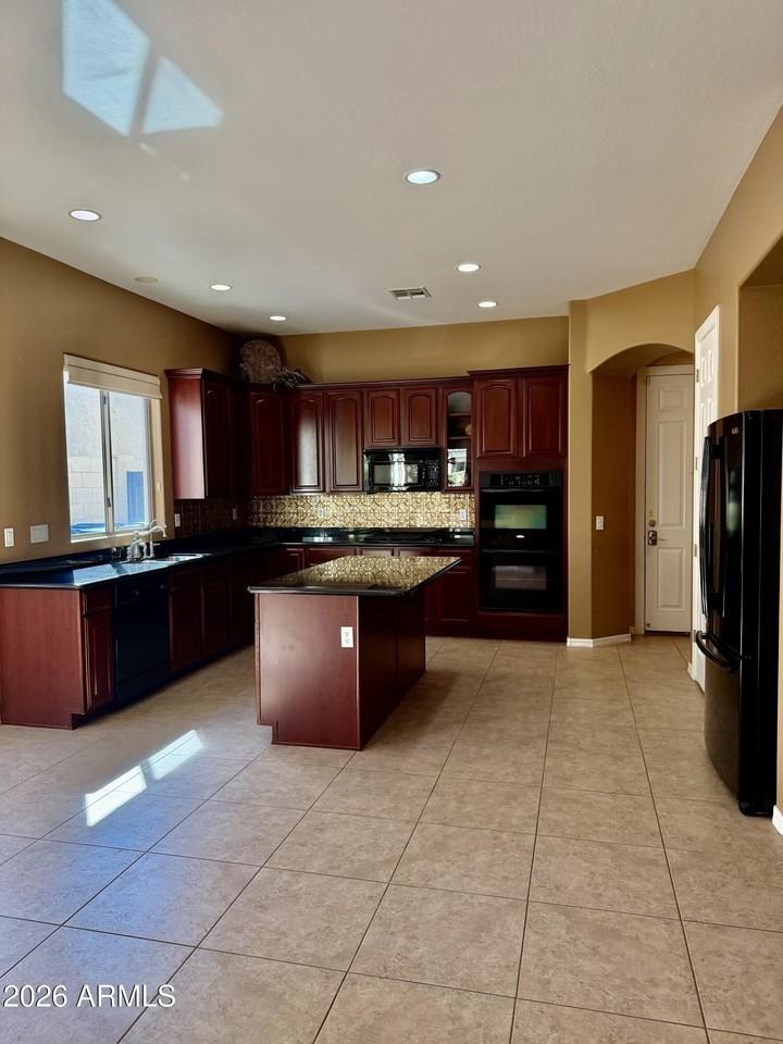 2280 E Indigo Dr - Photo 7 of 7