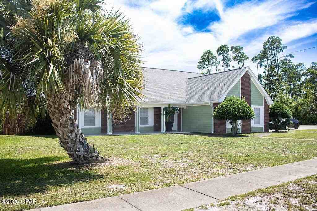 6800 Forsythe Dr - Photo 3 of 50
