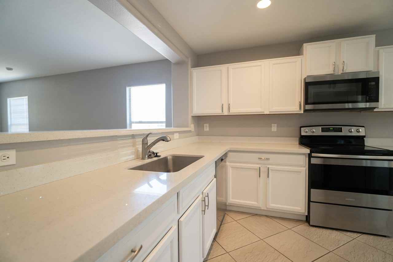 1744 E Maddison Cir #1 - Photo 5 of 16