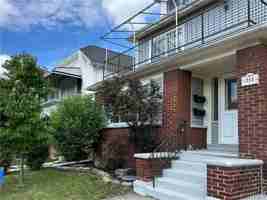 featured image of 292 Hartwell Rd