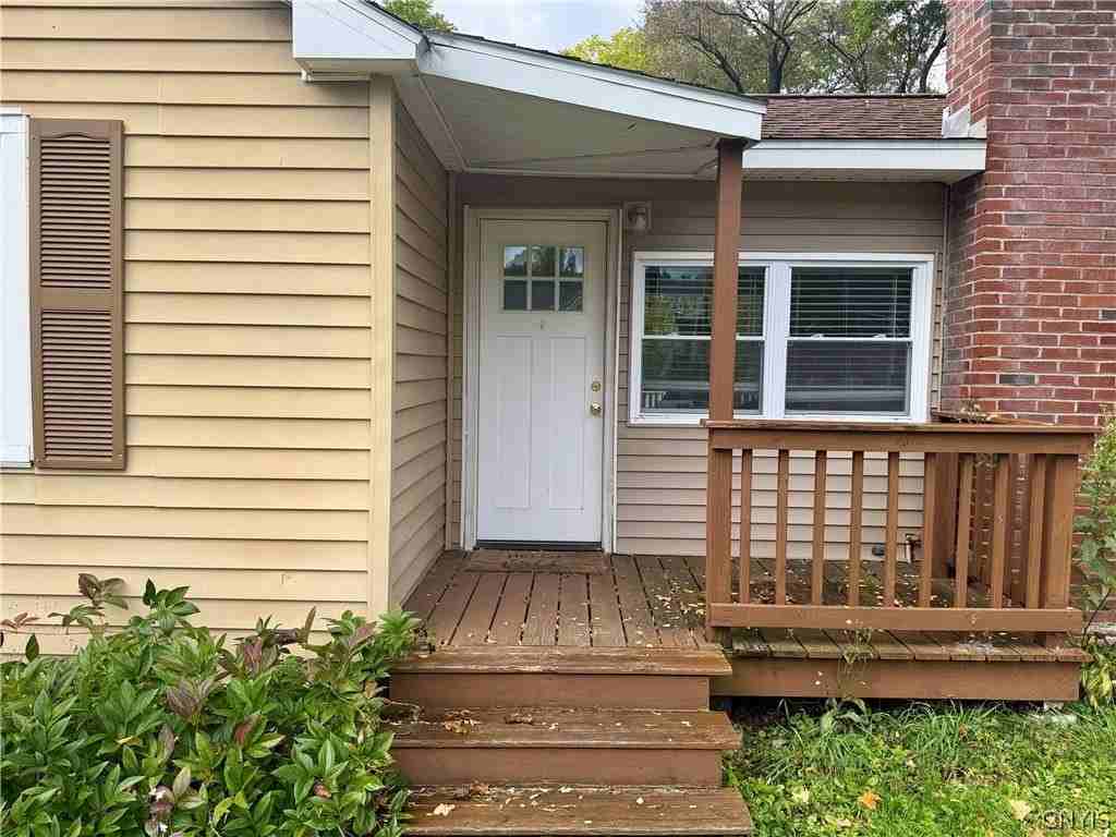 4903 Fayetteville Manlius Rd - Photo 4 of 6