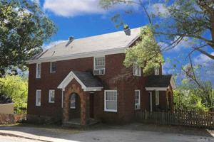 featured image of 301 Thayer St #B