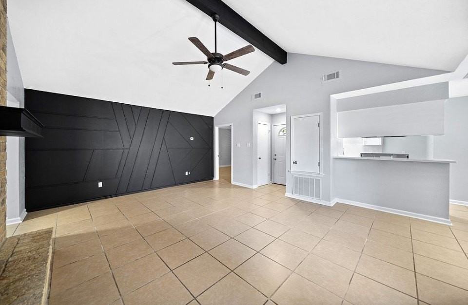 7021 Rivergate Dr - Photo 2 of 19