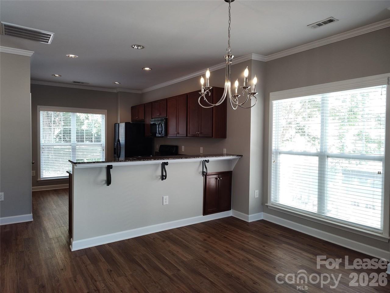 500 Village Park Dr - Photo 7 of 24