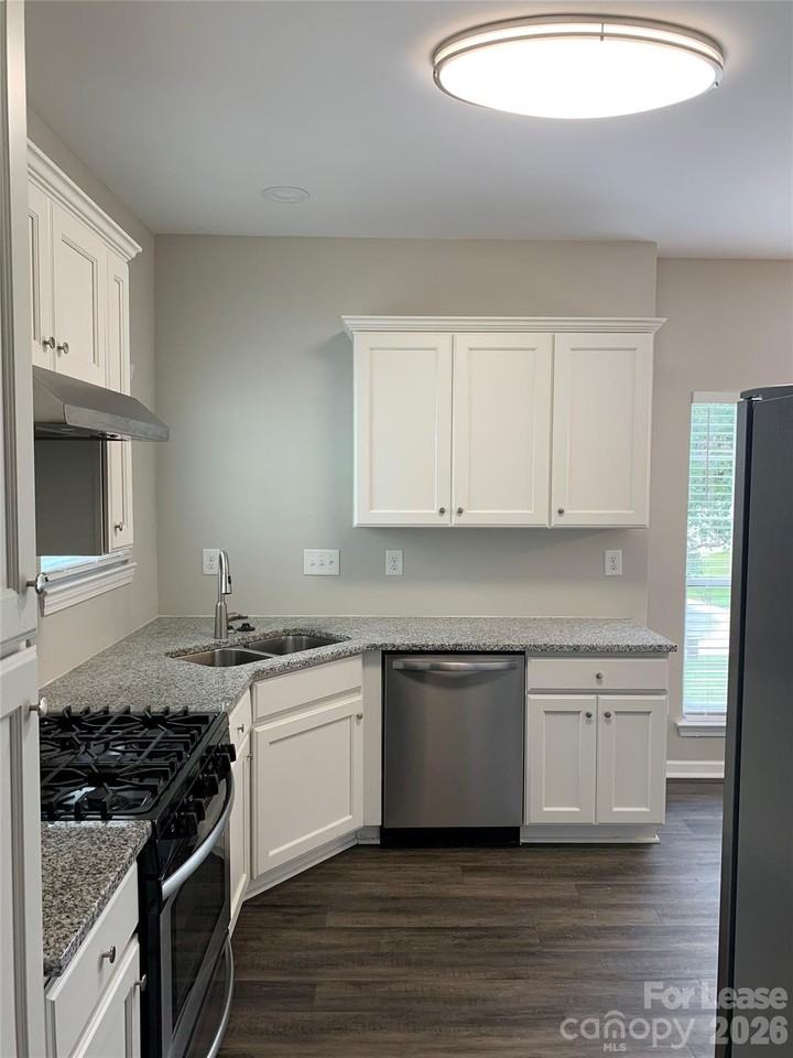 5012 Windcrest Way - Photo 4 of 14