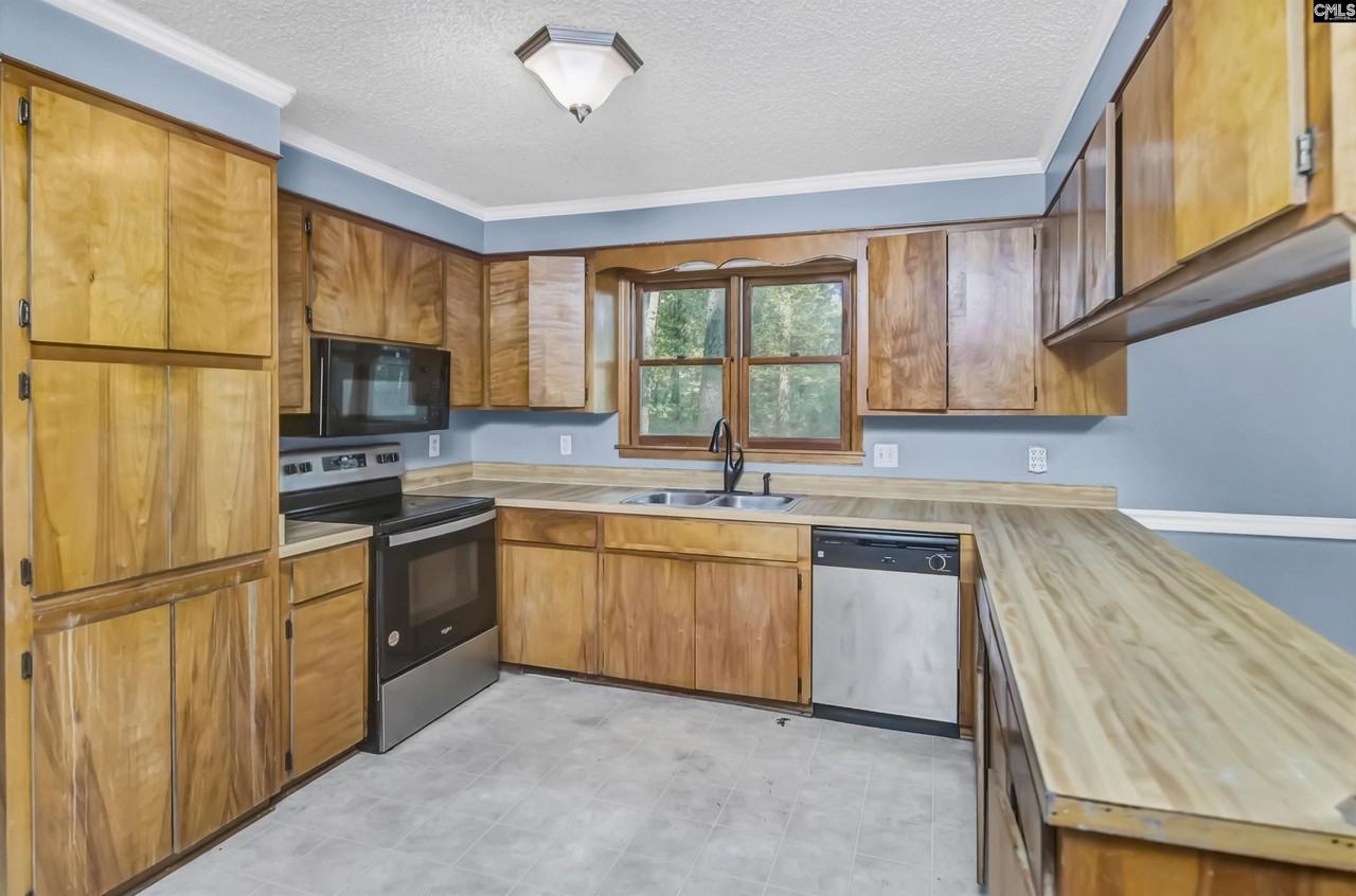 150 Cokesdale Rd - Photo 7 of 39