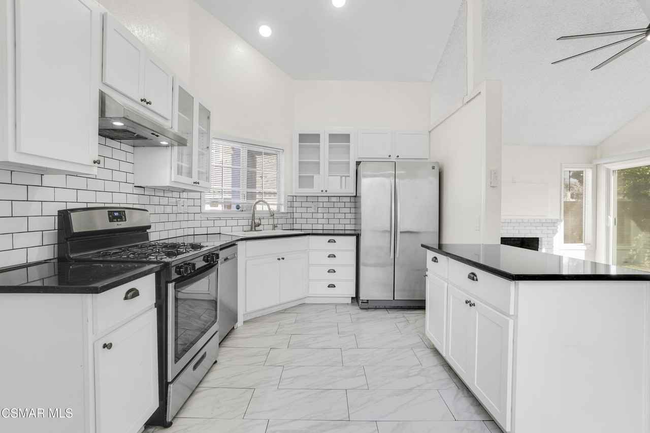 160 S Birchwood St - Photo 6 of 25
