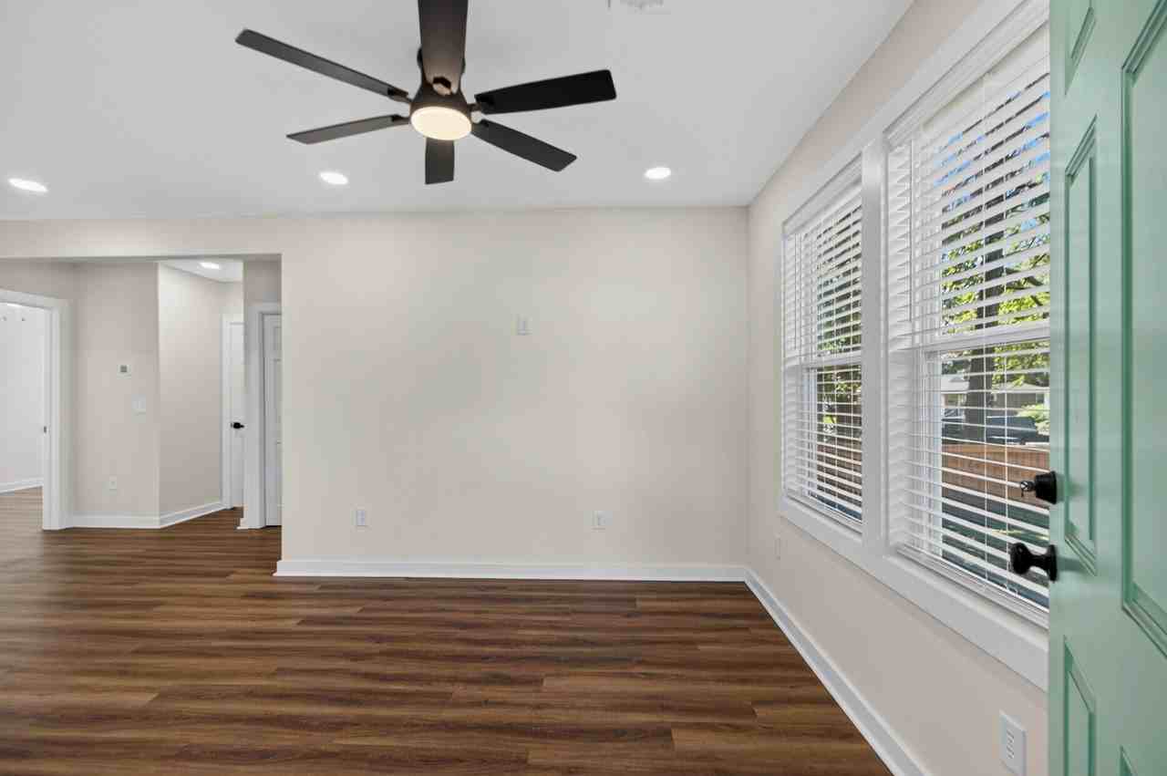 2651 Lawrence St - Photo 4 of 30