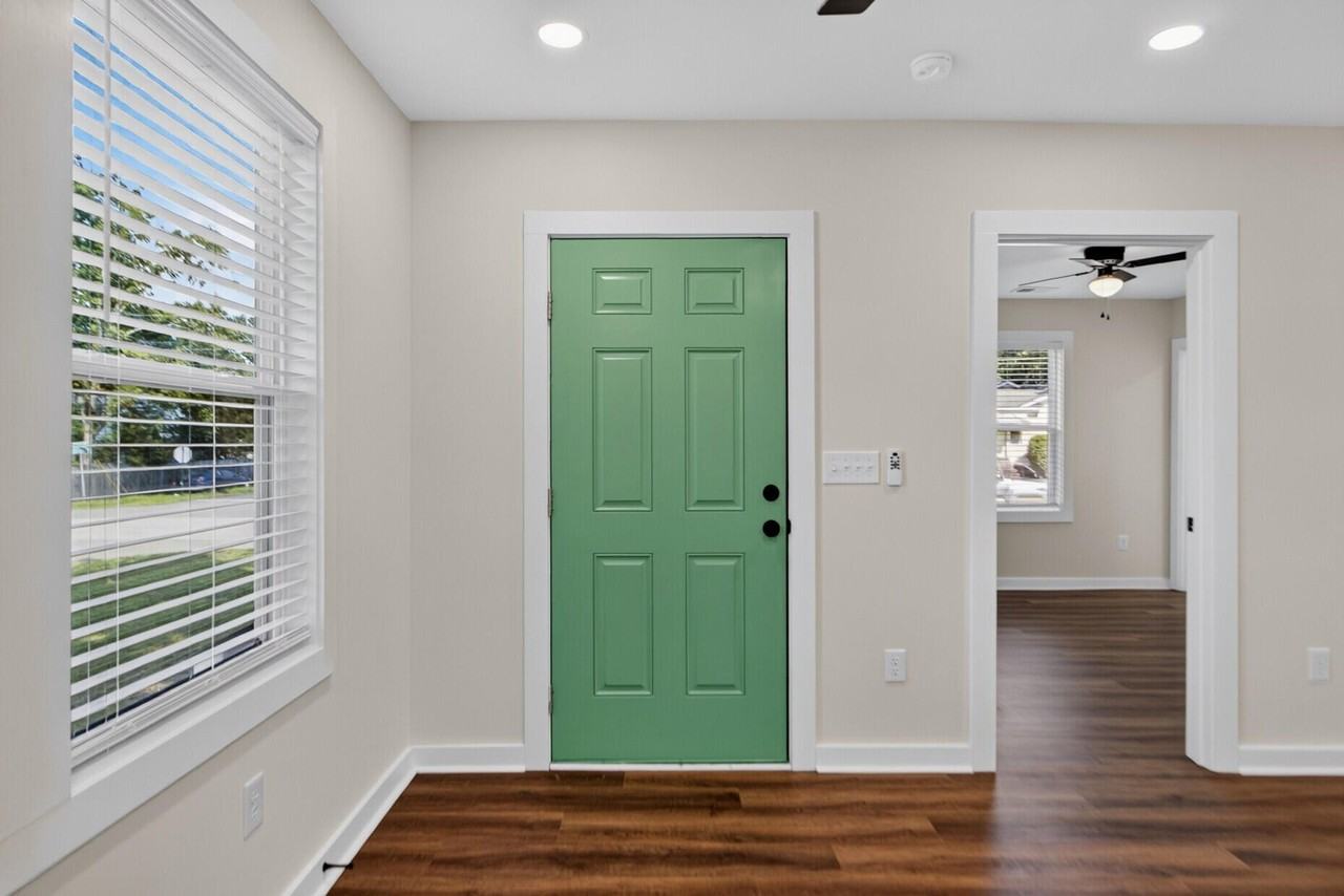 2651 Lawrence St - Photo 5 of 30