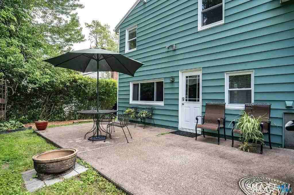 74 Lyman Rd - Photo 3 of 9