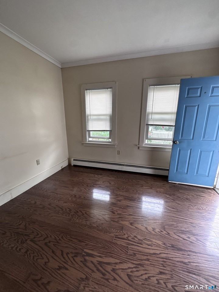 54 Prescott St - Photo 7 of 31