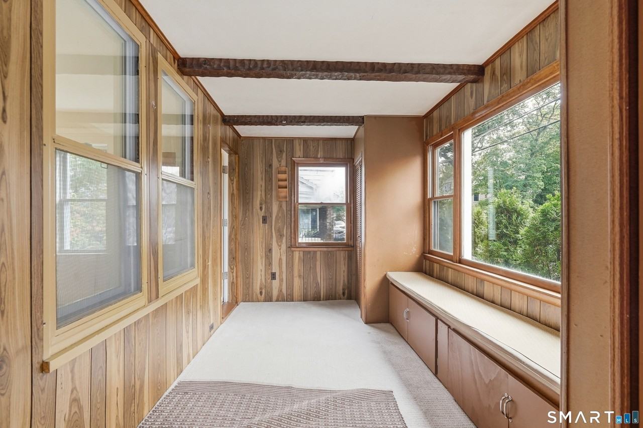 144 Flushing Ave - Photo 4 of 21