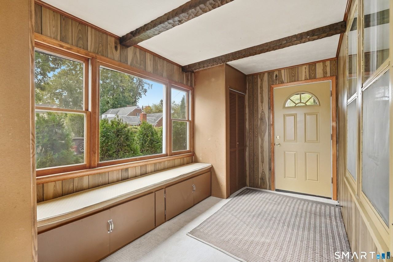 144 Flushing Ave - Photo 5 of 21