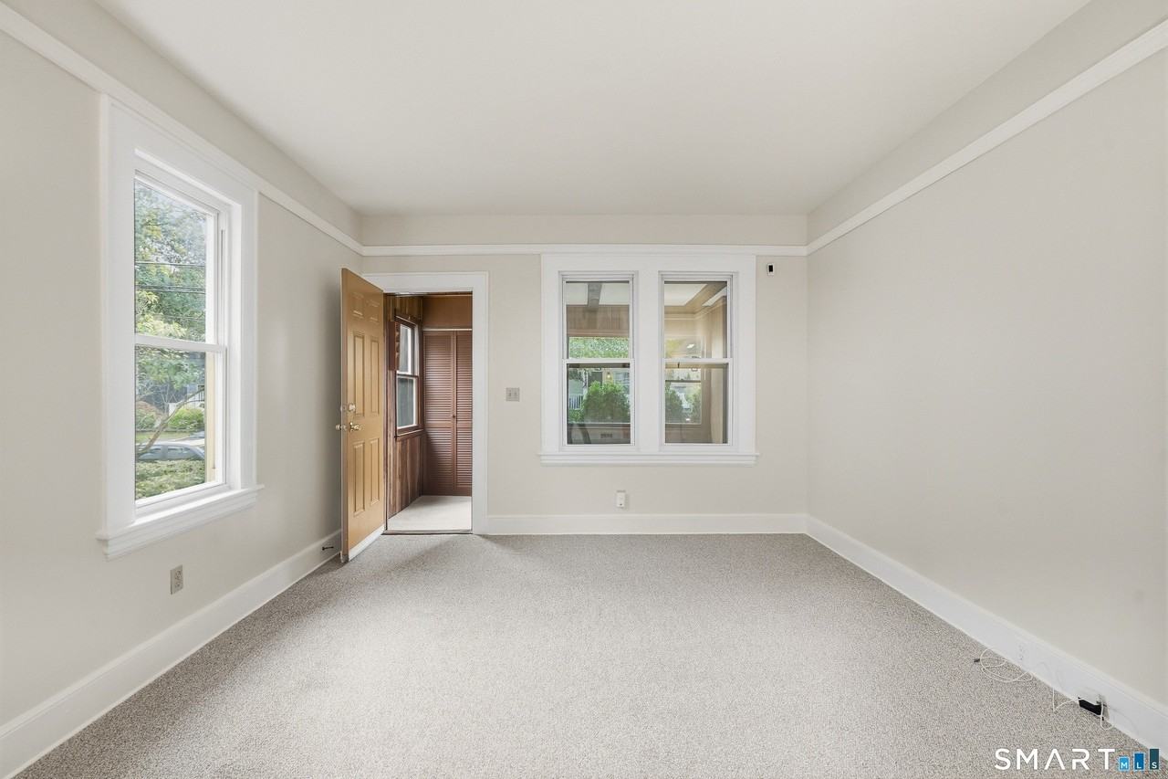 144 Flushing Ave - Photo 7 of 21