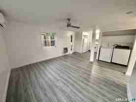 4 Oak St #C - Photo 1 of 1