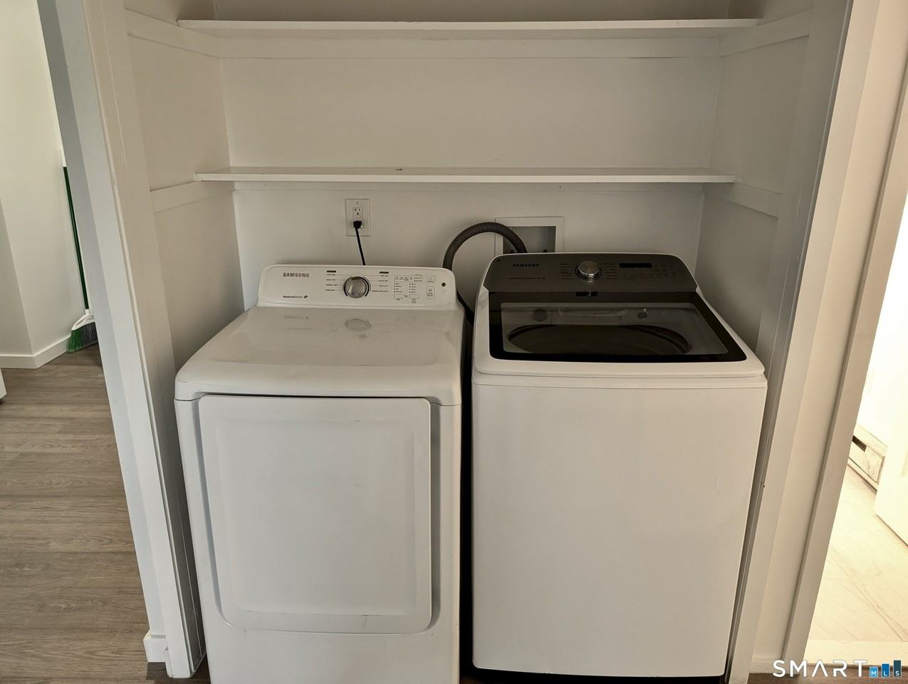 4 Oak St #C - Photo 3 of 10
