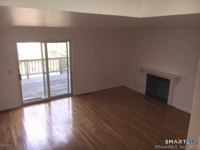 32 Decatur St #2 - Photo 6 of 9