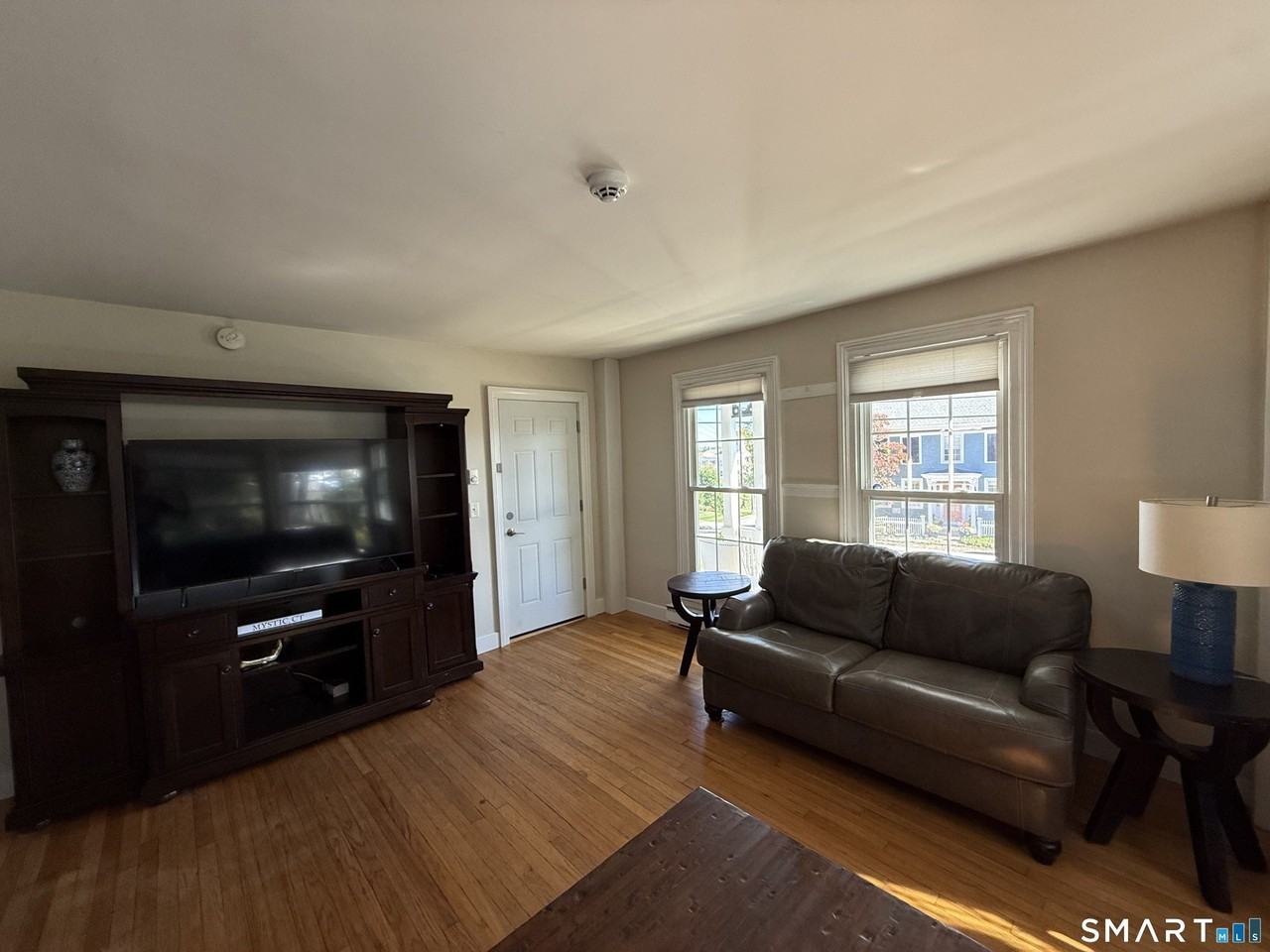 19 Ashby St - Photo 5 of 11