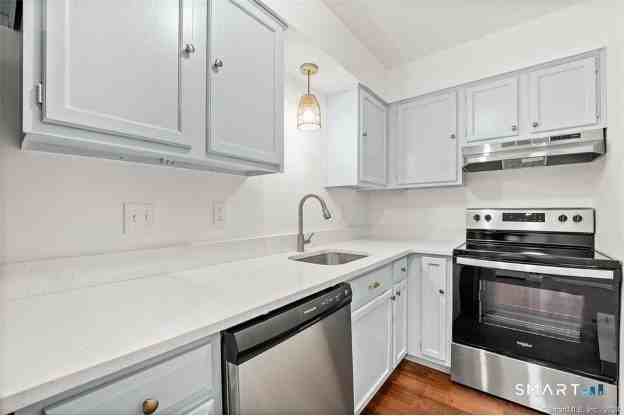 115 Short Beach Rd #208 - Photo 2 of 12