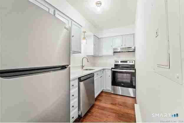 115 Short Beach Rd #208 - Photo 3 of 12