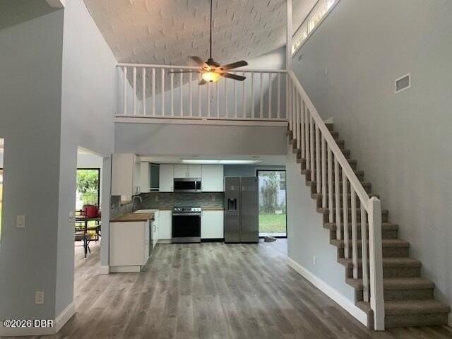 257 Gull Dr S - Photo 2 of 11