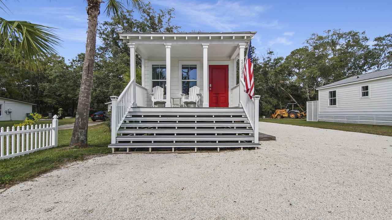 2961 Bay Grove Rd - Photo 2 of 27