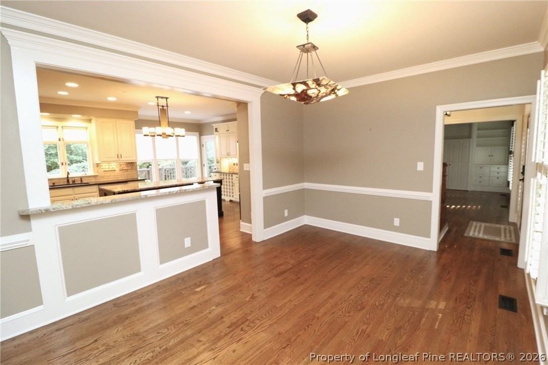 8812 Gotherstone Ct - Photo 7 of 50
