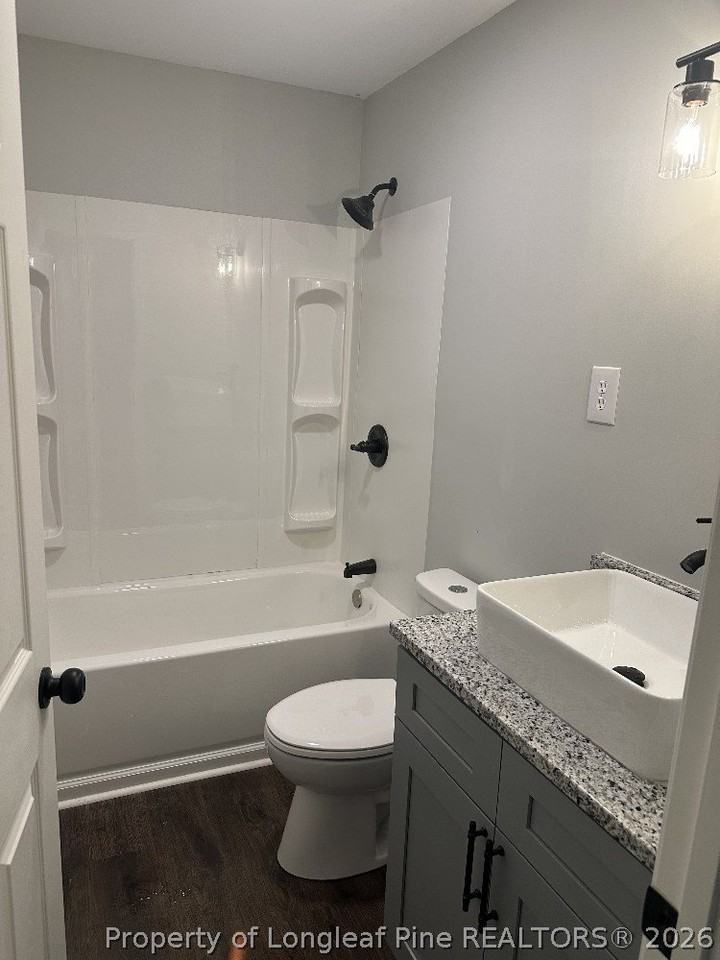 217 Gertrude St - Photo 3 of 7