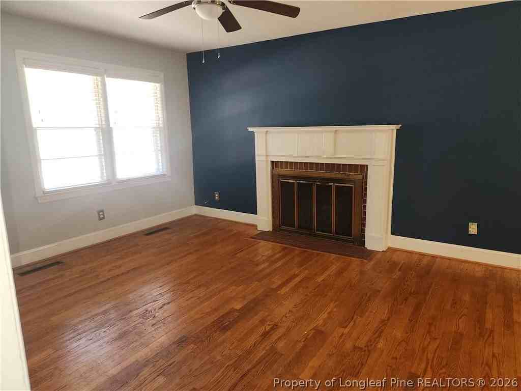 439 Mcphee Dr - Photo 2 of 13