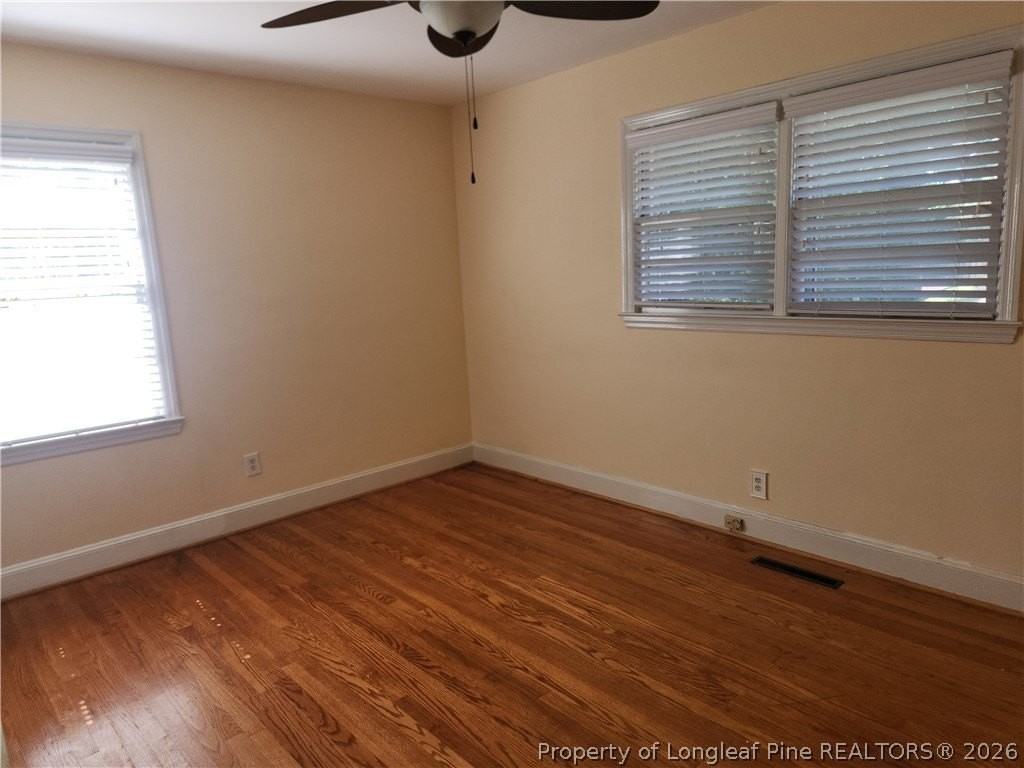 439 Mcphee Dr - Photo 7 of 13