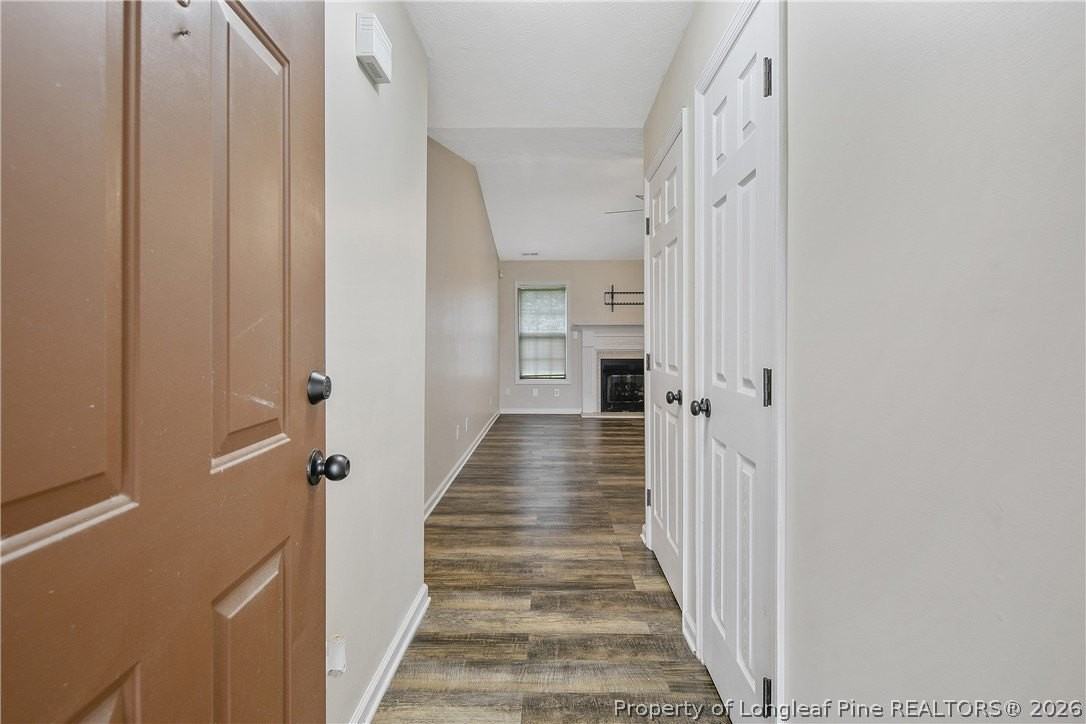 257 Rushmore Ct - Photo 3 of 35
