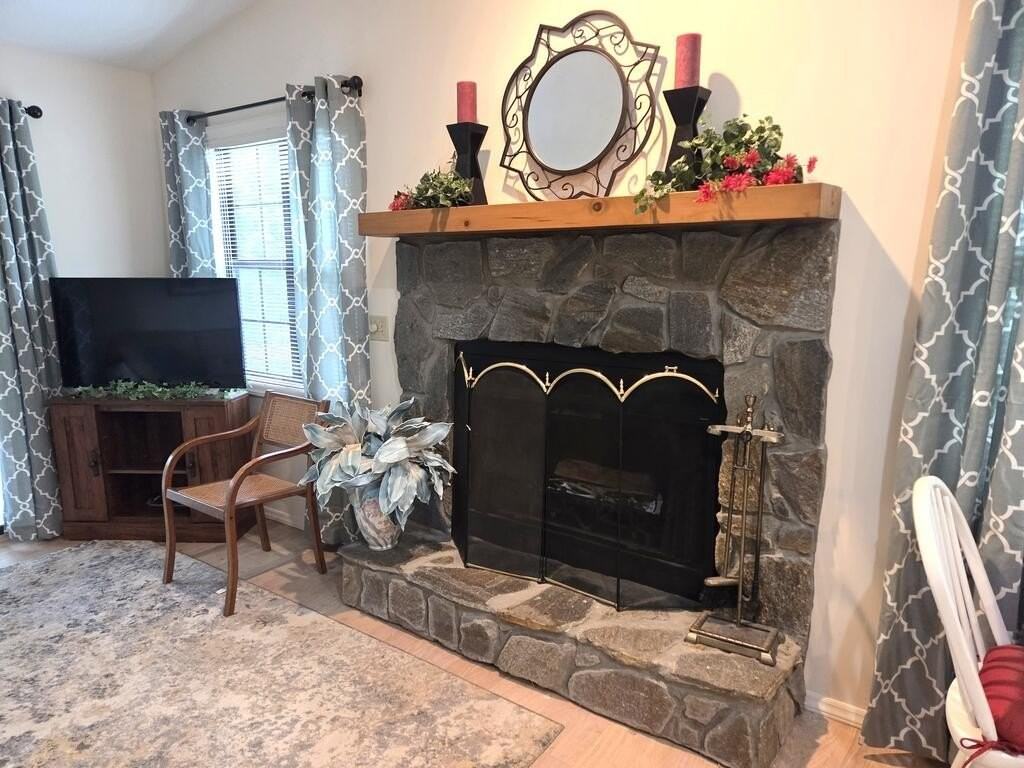 62C Mint Lake Rd - Photo 4 of 11