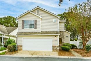 303 Hiawassee Dr - Photo 1 of 1