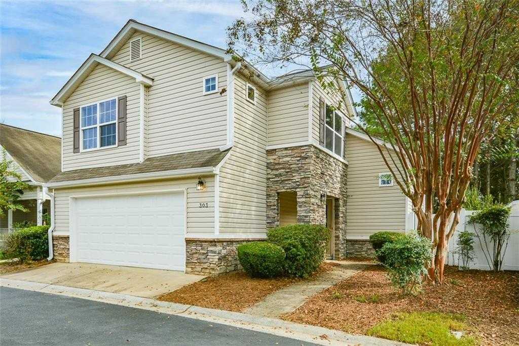 303 Hiawassee Dr - Photo 2 of 50