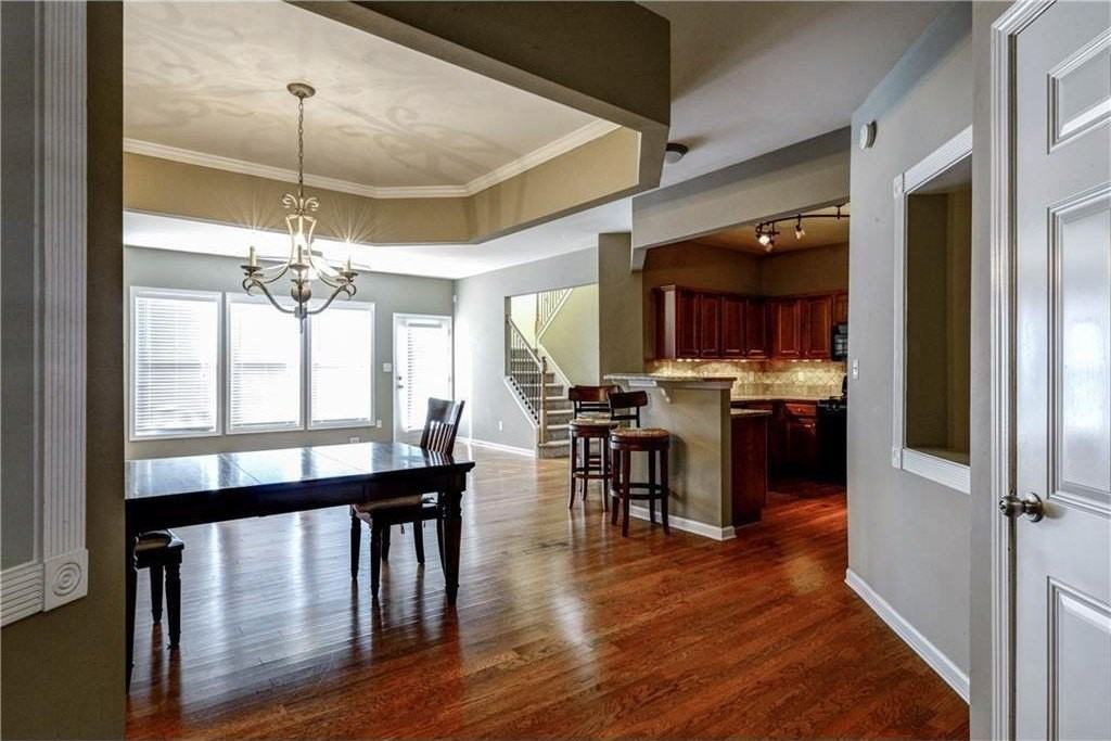 4976 Berkeley Oak Dr - Photo 3 of 19