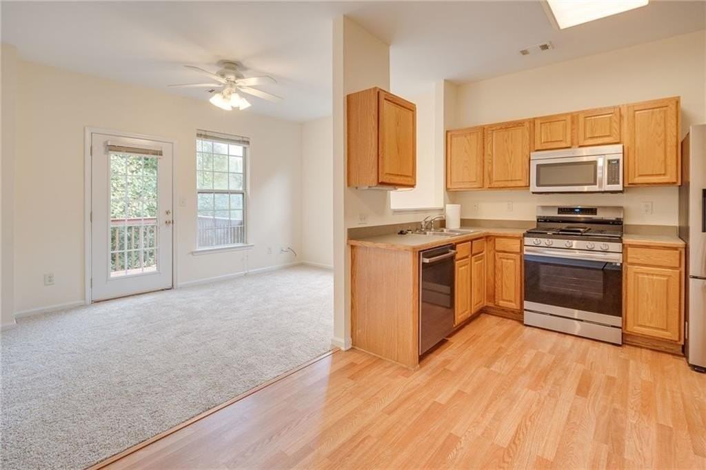 3246 Mill Springs Cir - Photo 3 of 25