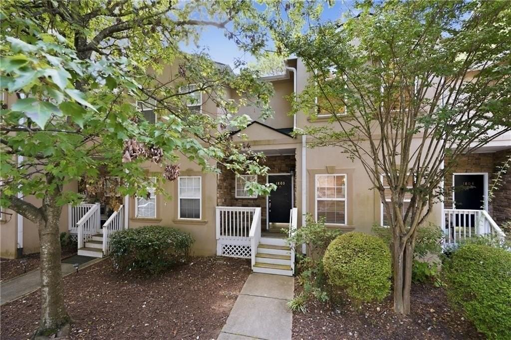 1803 Masons Creek Cir - Photo 2 of 25