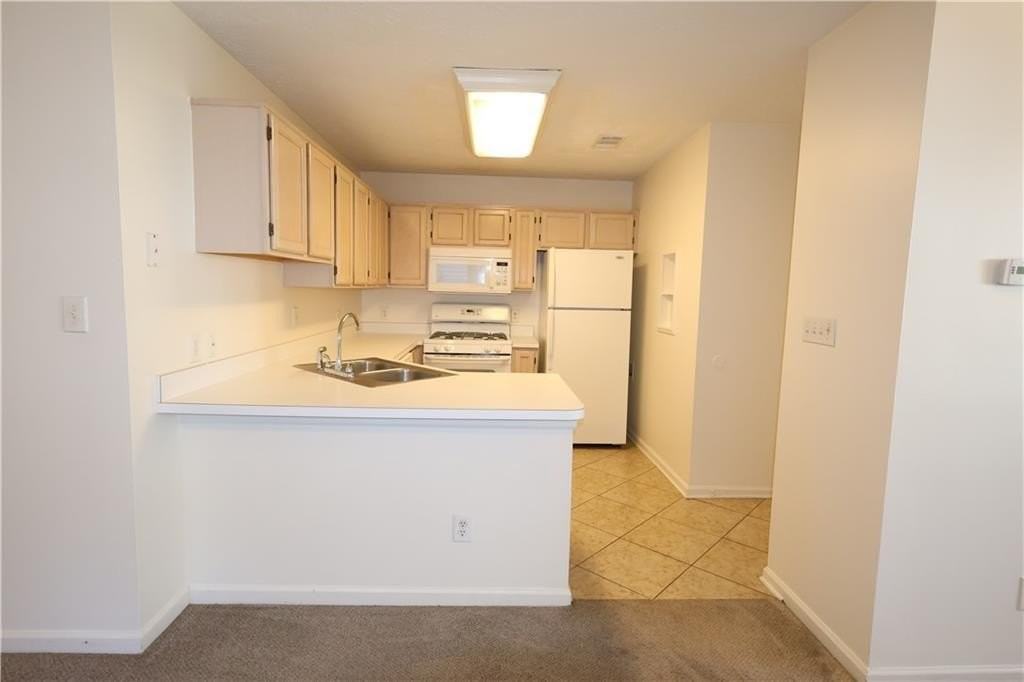 2722 Highland Rdg Nw - Photo 6 of 35