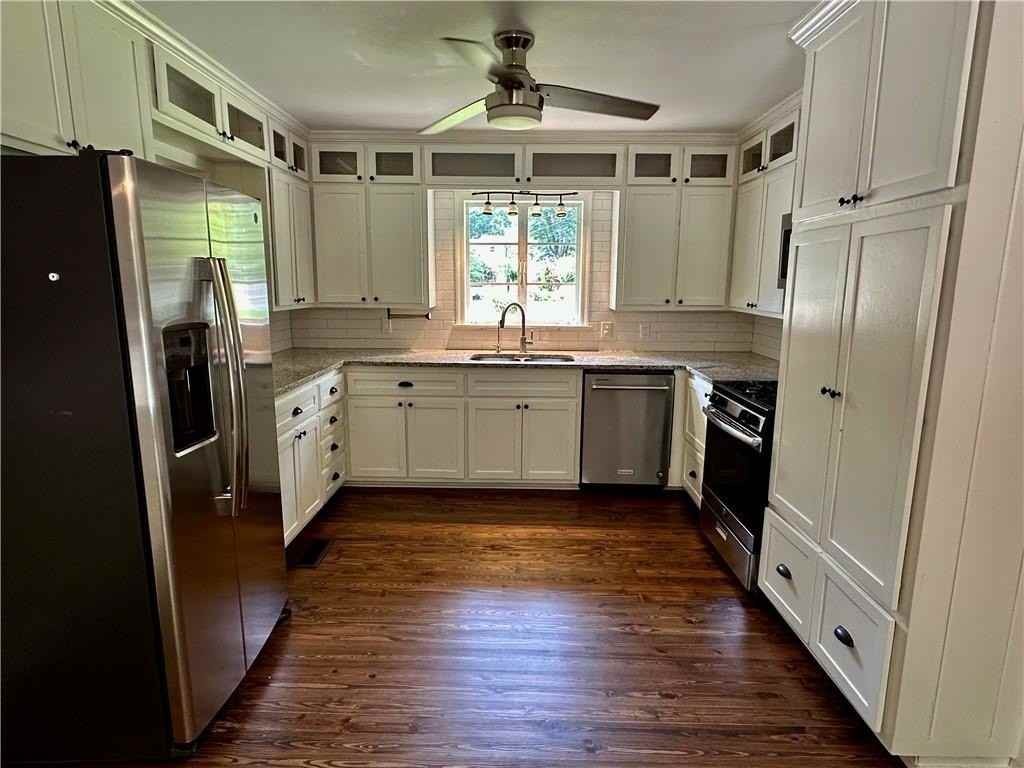 287 Brookwood Dr Sw - Photo 3 of 24