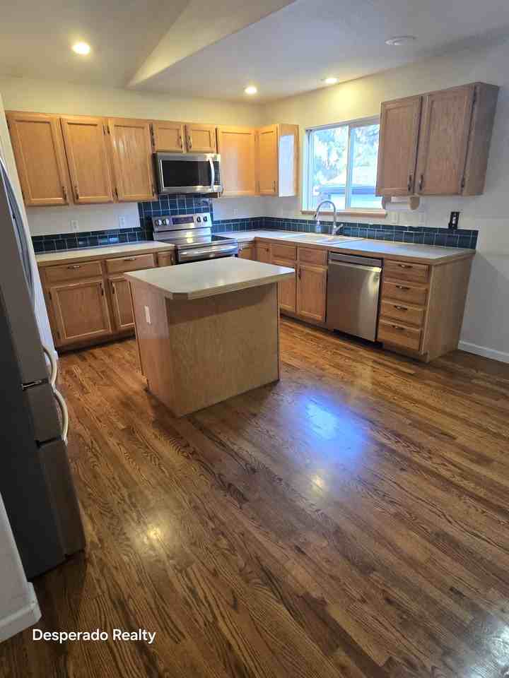 304 Tuckaway Ct #1 - Photo 5 of 27