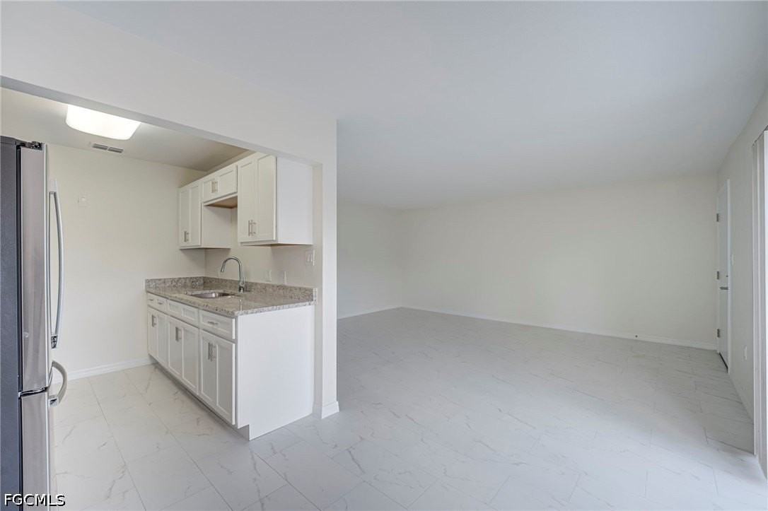 3225 E Riverside Dr #21B - Photo 7 of 20