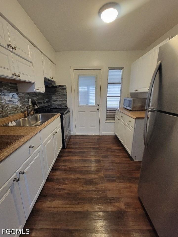 59 Hamlin Ct - Photo 7 of 19