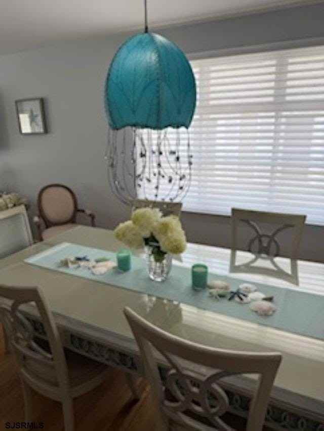 131 N Yarmouth Ave - Photo 6 of 18